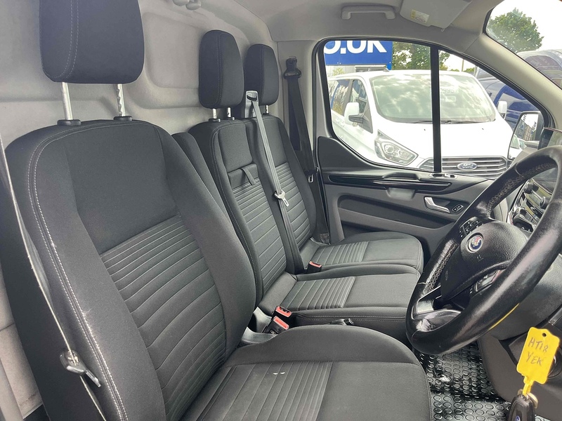 Ford 280 EcoBlue Limited Panel Van 2.0 Manual Diesel Panel Van Manual Diesel