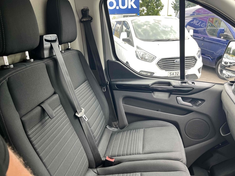 Ford 280 EcoBlue Limited Panel Van 2.0 Manual Diesel Panel Van Manual Diesel