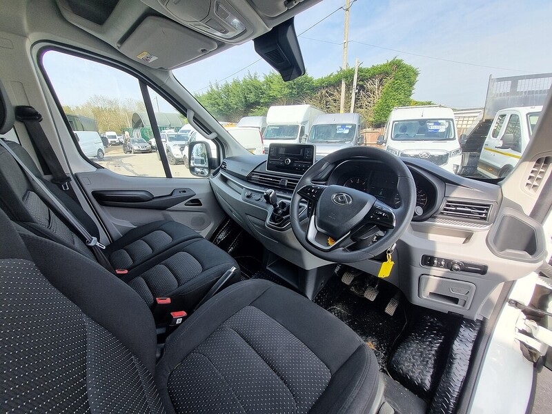 MAXUS D20 Panel Van 2.0 Manual Diesel Panel Van Manual Diesel Panel Van Manual Diesel