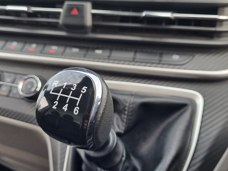 MAXUS D20 Panel Van 2.0 Manual Diesel Panel Van Manual Diesel Panel Van Manual Diesel