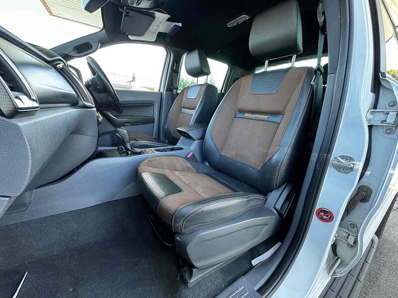 Ford 3.2 TDCi Wildtrak Pickup Double Cab 4dr Diesel Auto 4WD Euro 5 (200 ps) Pickup Automatic Diesel Pickup Automatic Diesel