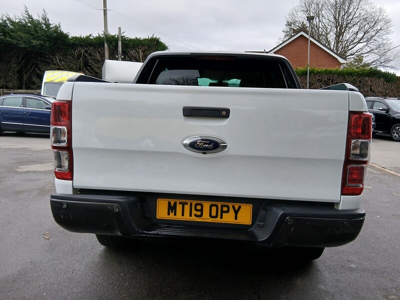 Ford 3.2 TDCi Wildtrak Pickup Double Cab 4dr Diesel Auto 4WD Euro 5 (200 ps) Pickup Automatic Diesel Pickup Automatic Diesel