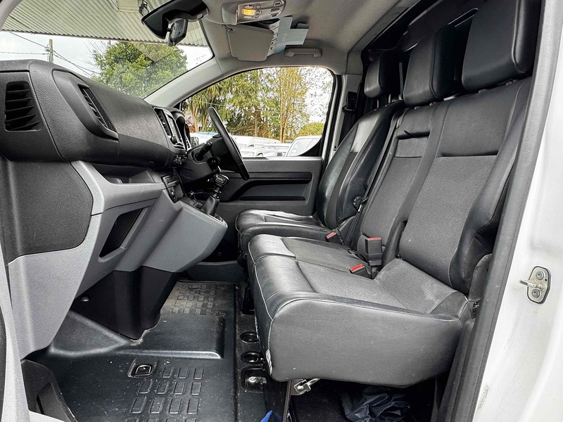 Peugeot BlueHDi 1400 Professional Panel Van 2.0 Manual Diesel Panel Van Manual Diesel