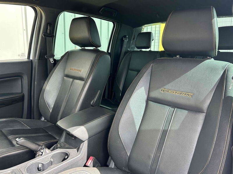 Ford 2.0 EcoBlue Wildtrak Pickup Double Cab 4dr Diesel Auto 4WD Euro 6 (s/s) (213 ps)