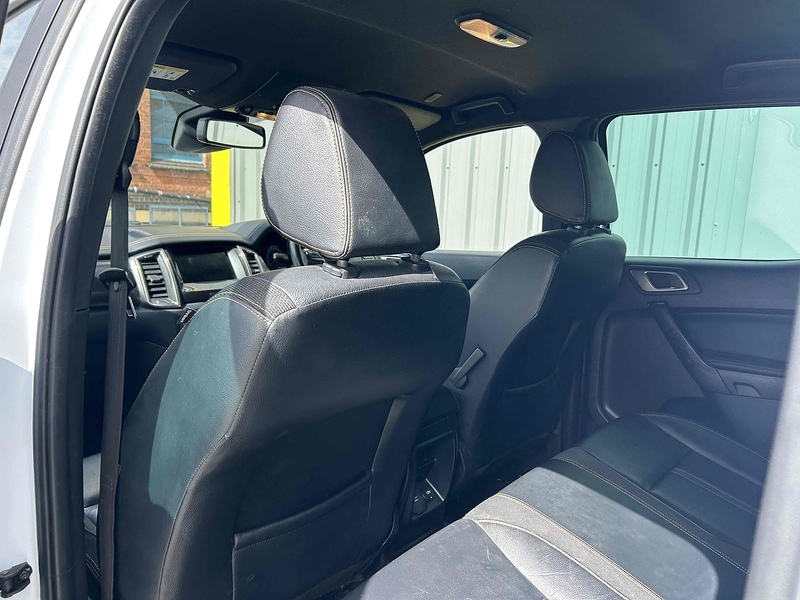 Ford 2.0 EcoBlue Wildtrak Pickup Double Cab 4dr Diesel Auto 4WD Euro 6 (s/s) (213 ps)