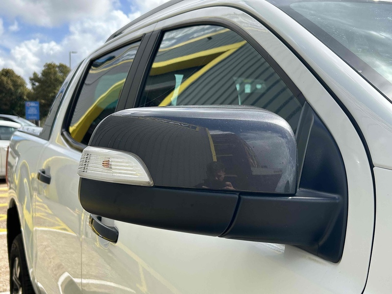 Ford 2.0 EcoBlue Wildtrak Pickup Double Cab 4dr Diesel Auto 4WD Euro 6 (s/s) (213 ps)