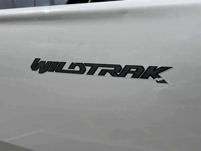 Ford 2.0 EcoBlue Wildtrak Pickup Double Cab 4dr Diesel Auto 4WD Euro 6 (s/s) (213 ps)