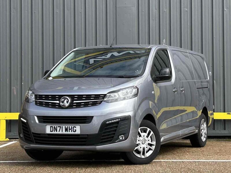 Vauxhall 2.0 Turbo D 3100 Sportive Panel Van 5dr Diesel Manual L2 H1 Euro 6 (s/s) (145 ps) Panel Van Manual Diesel