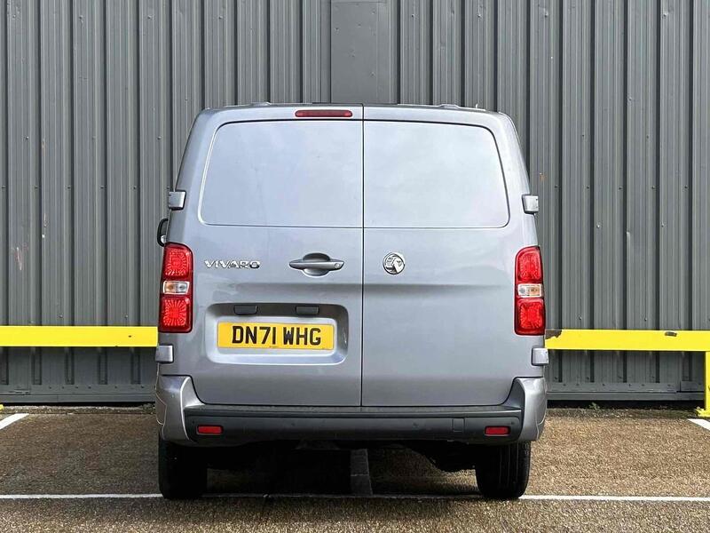 Vauxhall 2.0 Turbo D 3100 Sportive Panel Van 5dr Diesel Manual L2 H1 Euro 6 (s/s) (145 ps) Panel Van Manual Diesel