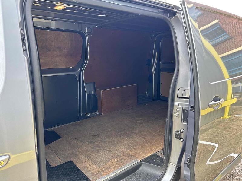 Vauxhall 2.0 Turbo D 3100 Sportive Panel Van 5dr Diesel Manual L2 H1 Euro 6 (s/s) (145 ps) Panel Van Manual Diesel