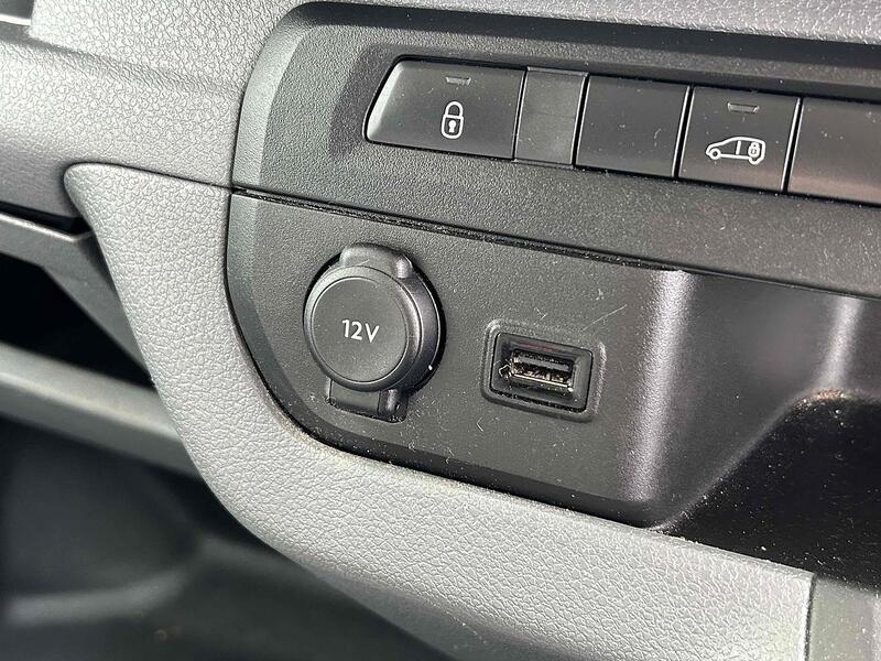 Vauxhall 2.0 Turbo D 3100 Sportive Panel Van 5dr Diesel Manual L2 H1 Euro 6 (s/s) (145 ps) Panel Van Manual Diesel