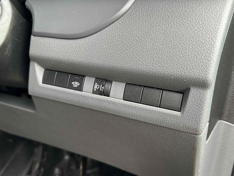 Vauxhall 2.0 Turbo D 3100 Sportive Panel Van 5dr Diesel Manual L2 H1 Euro 6 (s/s) (145 ps) Panel Van Manual Diesel