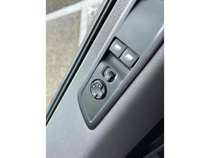 Vauxhall 2.0 Turbo D 3100 Sportive Panel Van 5dr Diesel Manual L2 H1 Euro 6 (s/s) (145 ps) Panel Van Manual Diesel