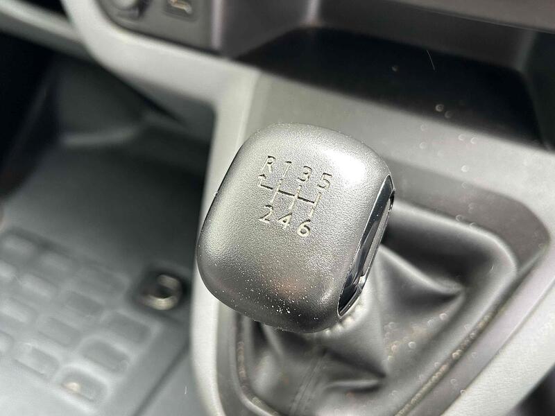 Vauxhall 2.0 Turbo D 3100 Sportive Panel Van 5dr Diesel Manual L2 H1 Euro 6 (s/s) (145 ps) Panel Van Manual Diesel