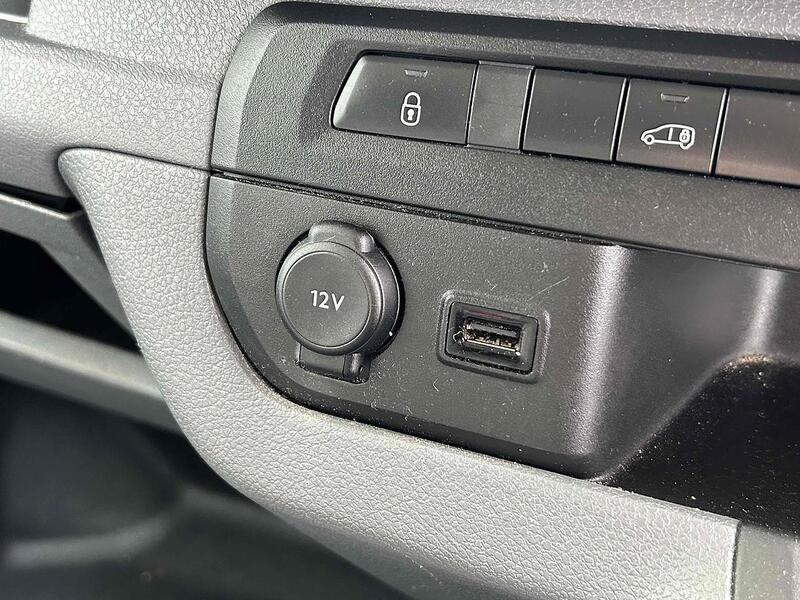 Vauxhall 2.0 Turbo D 3100 Sportive Panel Van 5dr Diesel Manual L2 H1 Euro 6 (s/s) (145 ps) Panel Van Manual Diesel