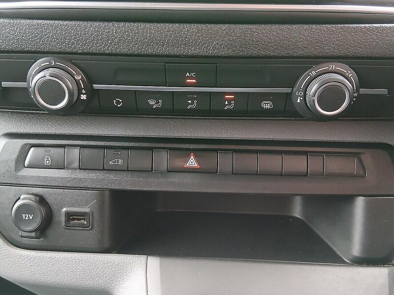 Vauxhall 2.0 Turbo D 3100 Sportive Panel Van 5dr Diesel Manual L2 H1 Euro 6 (s/s) (145 ps) Panel Van Manual Diesel