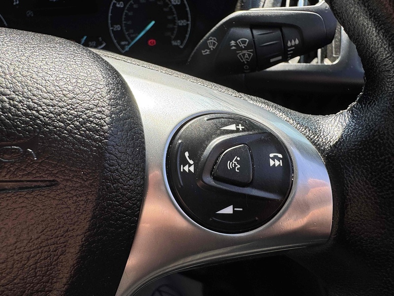 Ford 1.5 200 EcoBlue Limited Panel Van 5dr Diesel Manual L1 Euro 6 (s/s) (120 ps) Panel Van Manual Diesel