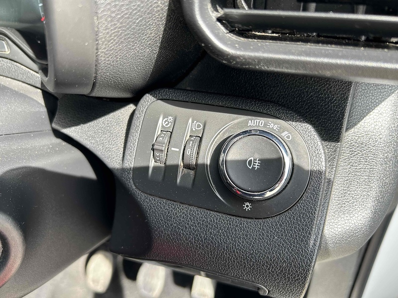 Vauxhall 1.5 Turbo D 2300 Dynamic Panel Van 4dr Diesel Manual L2 H1 Euro 6 (100 ps) Panel Van Manual Diesel