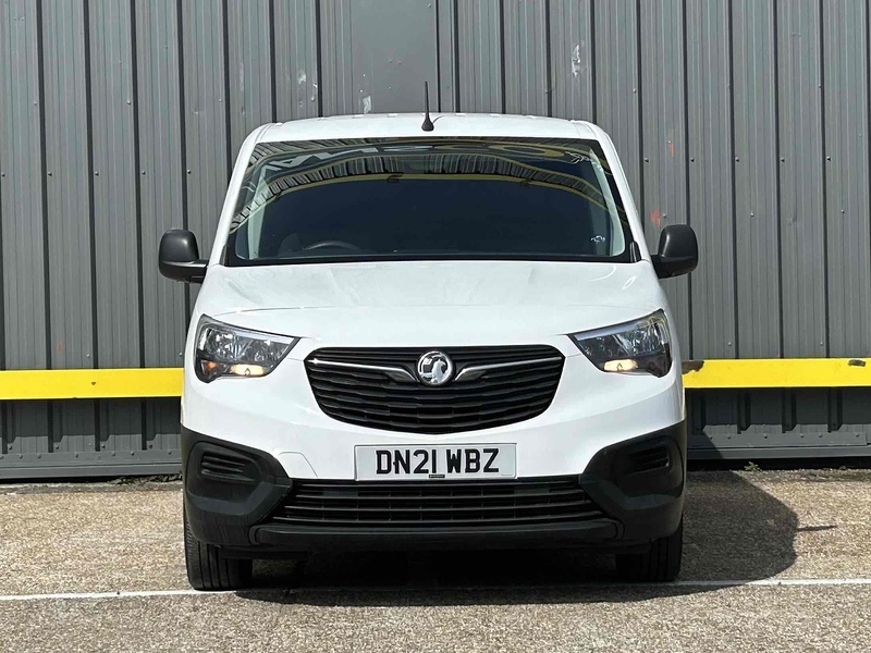 Vauxhall 1.5 Turbo D 2300 Dynamic Panel Van 4dr Diesel Manual L2 H1 Euro 6 (100 ps) Panel Van Manual Diesel