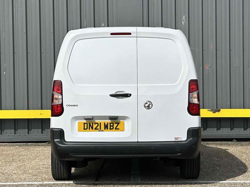Vauxhall 1.5 Turbo D 2300 Dynamic Panel Van 4dr Diesel Manual L2 H1 Euro 6 (100 ps) Panel Van Manual Diesel