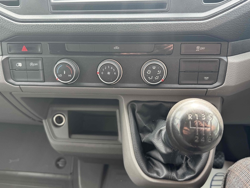 MAN 2.0 3140d Panel Van 5dr Diesel Manual FWD LWB High Roof Euro 6 (s/s) (140 ps) Panel Van Manual Diesel