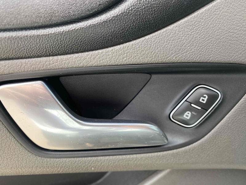 Ford 300 EcoBlue Trend Panel Van 2.0 Manual Diesel