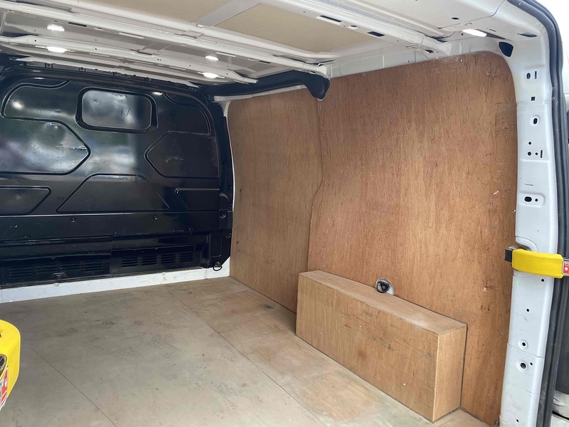 Ford 300 EcoBlue Trend Panel Van 2.0 Manual Diesel