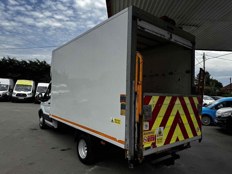 Ford 350 EcoBlue LUTON 2.0 Manual Diesel 2.0 2dr Luton Van Manual Diesel