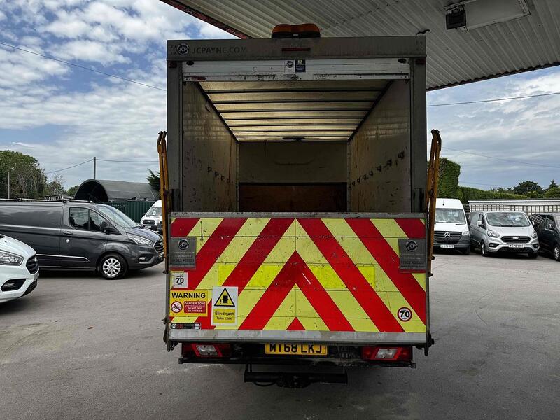 Ford 350 EcoBlue LUTON 2.0 Manual Diesel 2.0 2dr Luton Van Manual Diesel