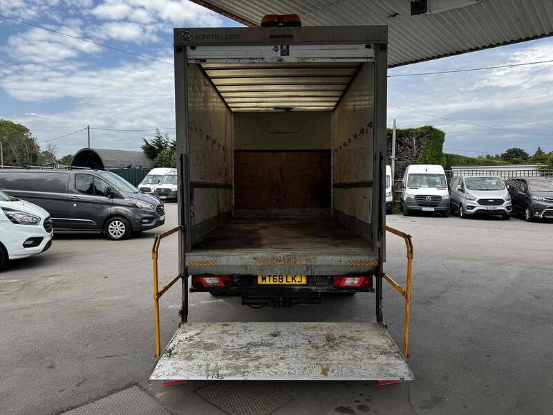 Ford 350 EcoBlue LUTON 2.0 Manual Diesel 2.0 2dr Luton Van Manual Diesel