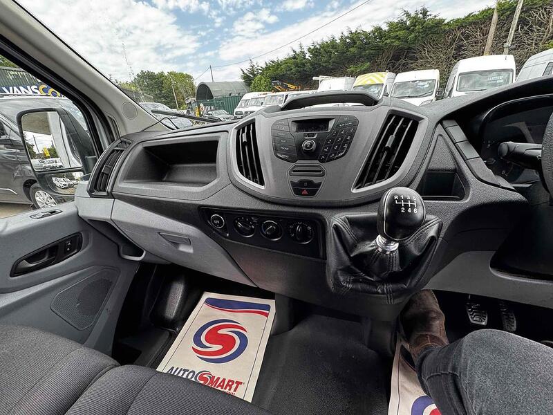 Ford 350 EcoBlue LUTON 2.0 Manual Diesel 2.0 2dr Luton Van Manual Diesel