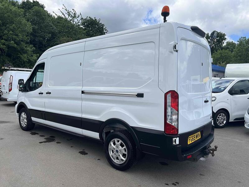 Ford 350 EcoBlue Limited Panel Van 2.0 Manual Diesel