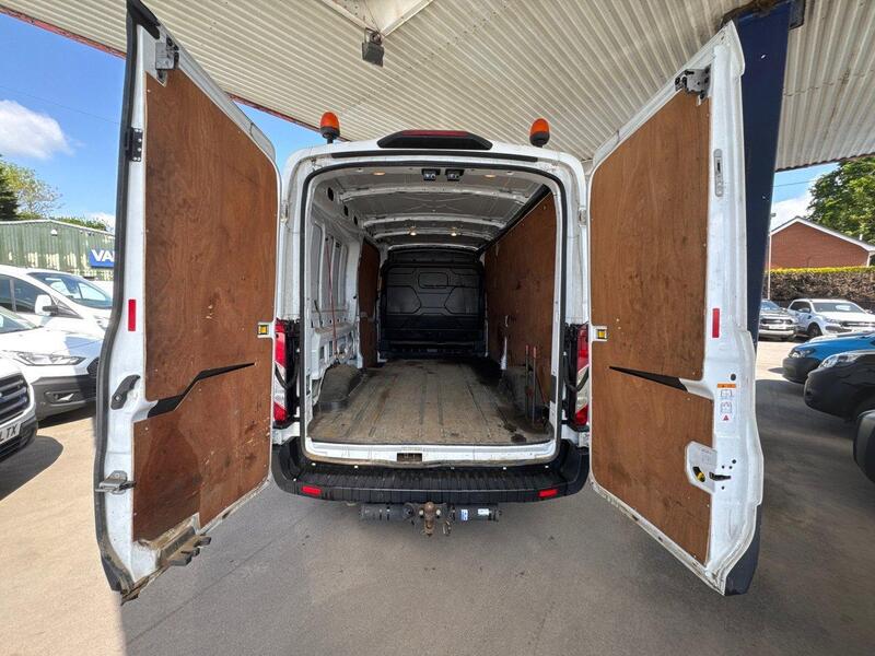 Ford 350 EcoBlue Limited Panel Van 2.0 Manual Diesel