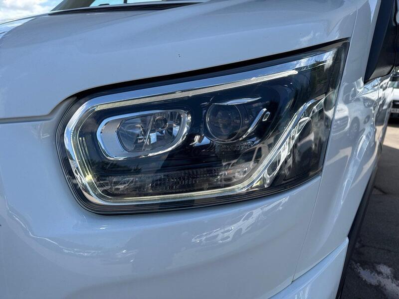 Ford 350 EcoBlue Limited Panel Van 2.0 Manual Diesel