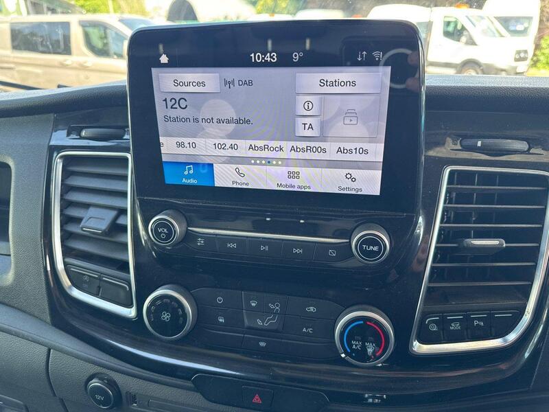 Ford 350 EcoBlue Limited Panel Van 2.0 Manual Diesel