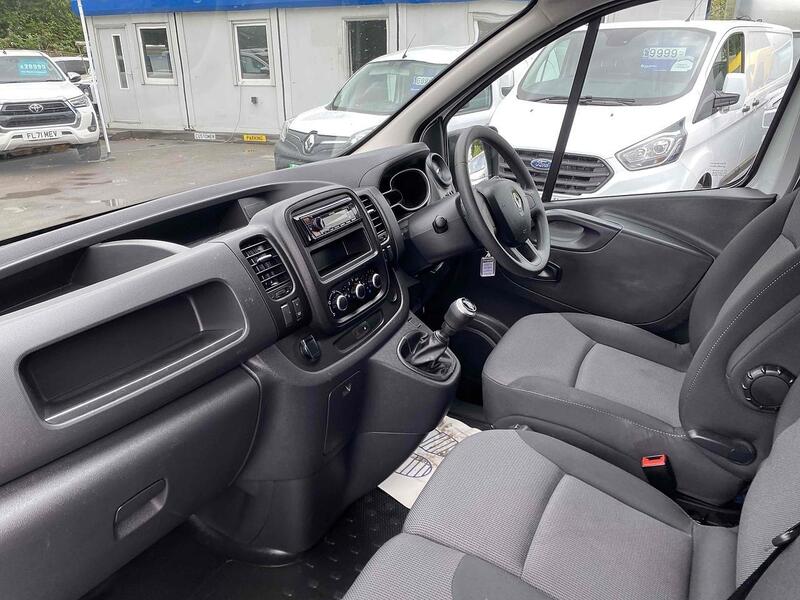 Renault dCi ENERGY 30 Business+ Panel Van 2.0 Manual Diesel