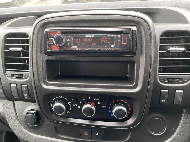 Renault dCi ENERGY 30 Business+ Panel Van 2.0 Manual Diesel