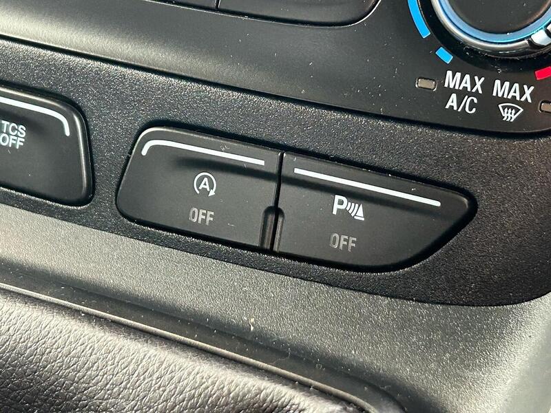 Ford 240 EcoBlue Leader Panel Van 1.5 Manual Diesel