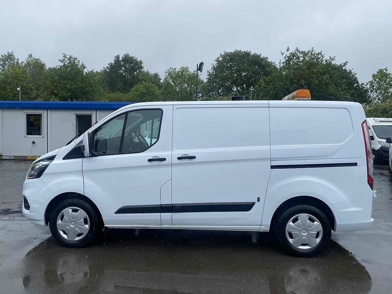 Ford 320 EcoBlue Trend Panel Van 2.0 Manual Diesel