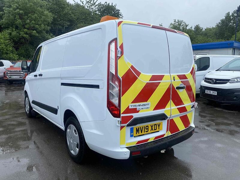 Ford 320 EcoBlue Trend Panel Van 2.0 Manual Diesel