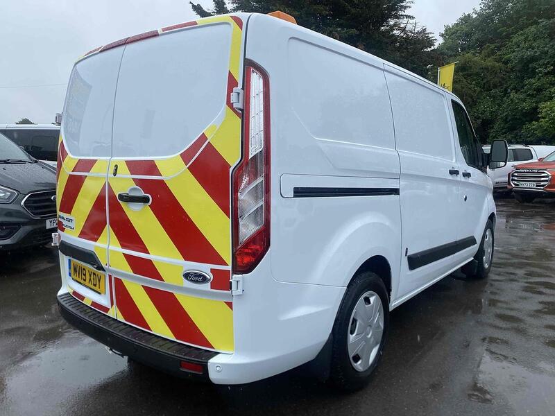 Ford 320 EcoBlue Trend Panel Van 2.0 Manual Diesel