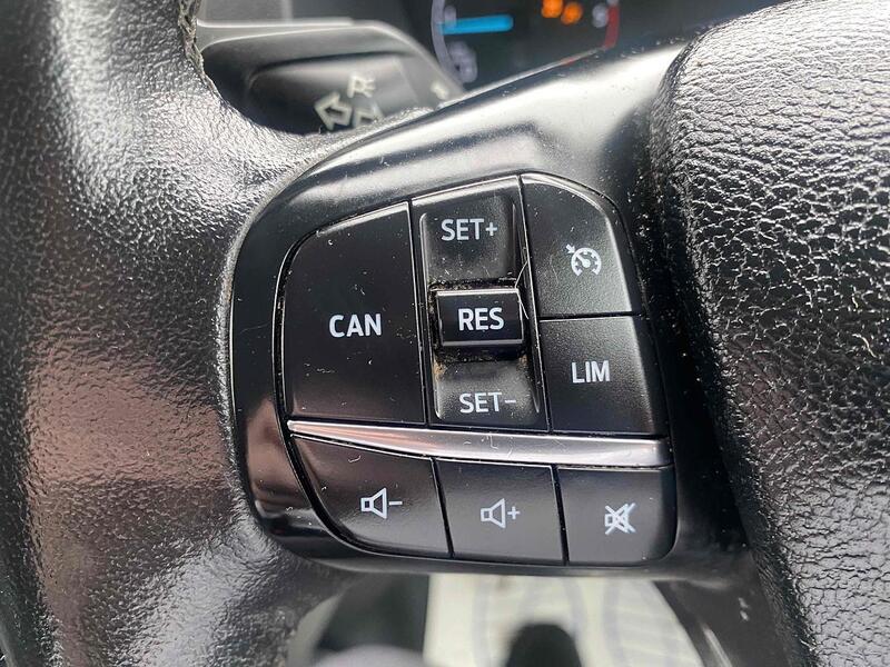 Ford 320 EcoBlue Trend Panel Van 2.0 Manual Diesel