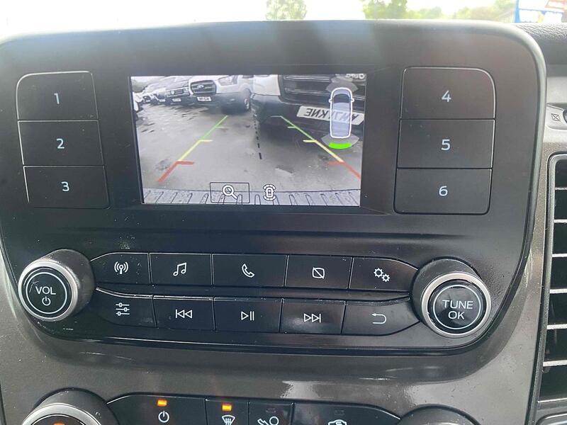 Ford 320 EcoBlue Trend Panel Van 2.0 Manual Diesel