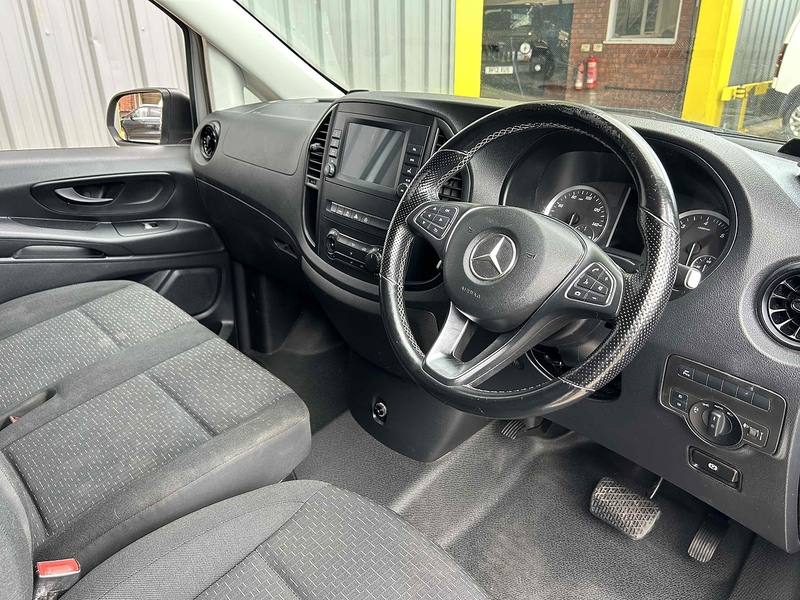Mercedes-Benz 114 CDI Premium Panel Van 2.0 Automatic Diesel