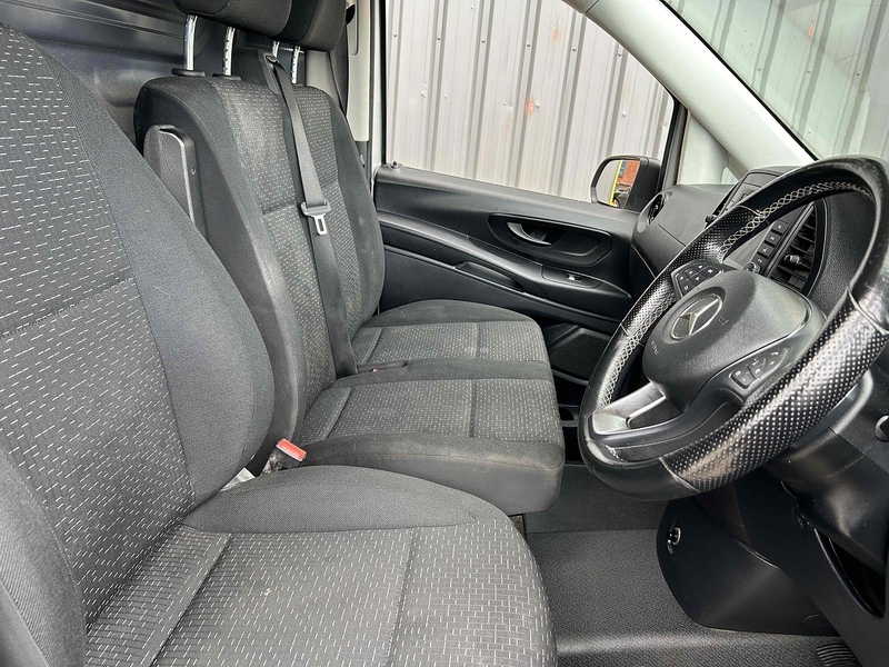 Mercedes-Benz 114 CDI Premium Panel Van 2.0 Automatic Diesel