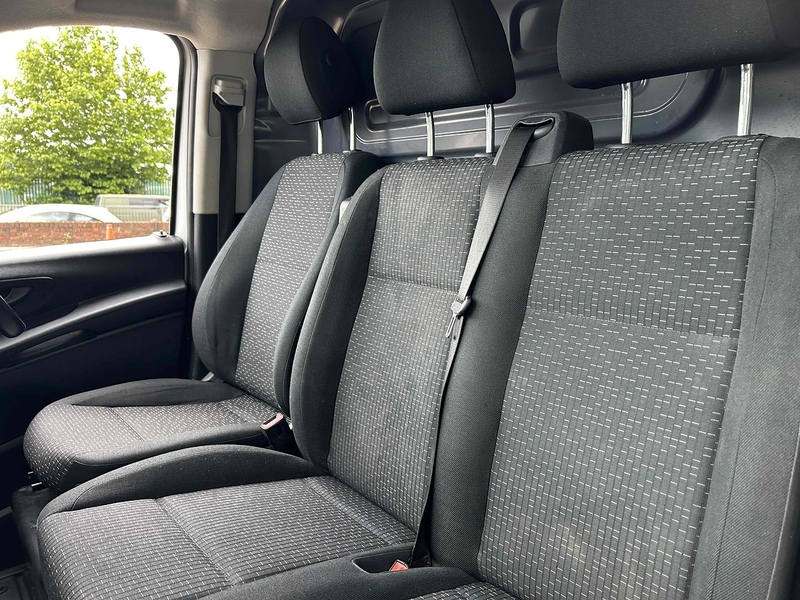 Mercedes-Benz 114 CDI Premium Panel Van 2.0 Automatic Diesel