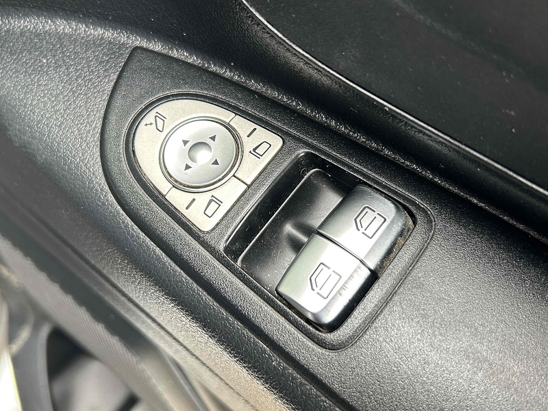 Mercedes-Benz 114 CDI Premium Panel Van 2.0 Automatic Diesel