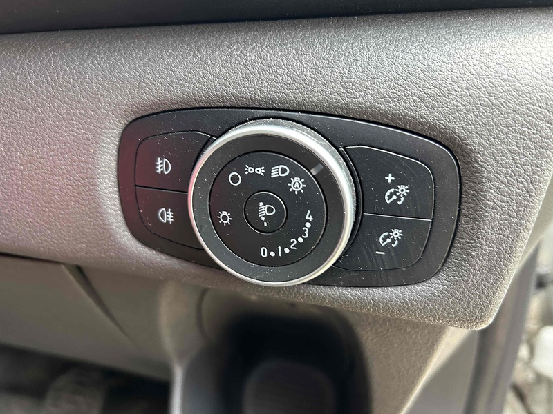 Ford 1.0 340 EcoBoost 13.6kWh Trend Panel Van 5dr Petrol Plug-in Hybrid Auto L1 H1 Euro 6 (126 ps)