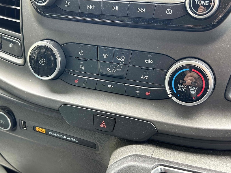 Ford 1.0 340 EcoBoost 13.6kWh Trend Panel Van 5dr Petrol Plug-in Hybrid Auto L1 H1 Euro 6 (126 ps)
