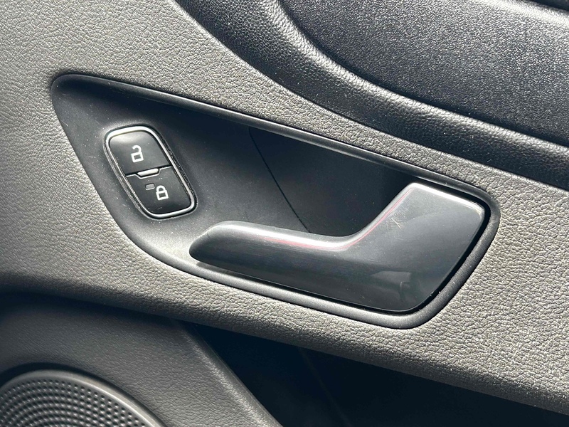 Ford 1.0 340 EcoBoost 13.6kWh Trend Panel Van 5dr Petrol Plug-in Hybrid Auto L1 H1 Euro 6 (126 ps)